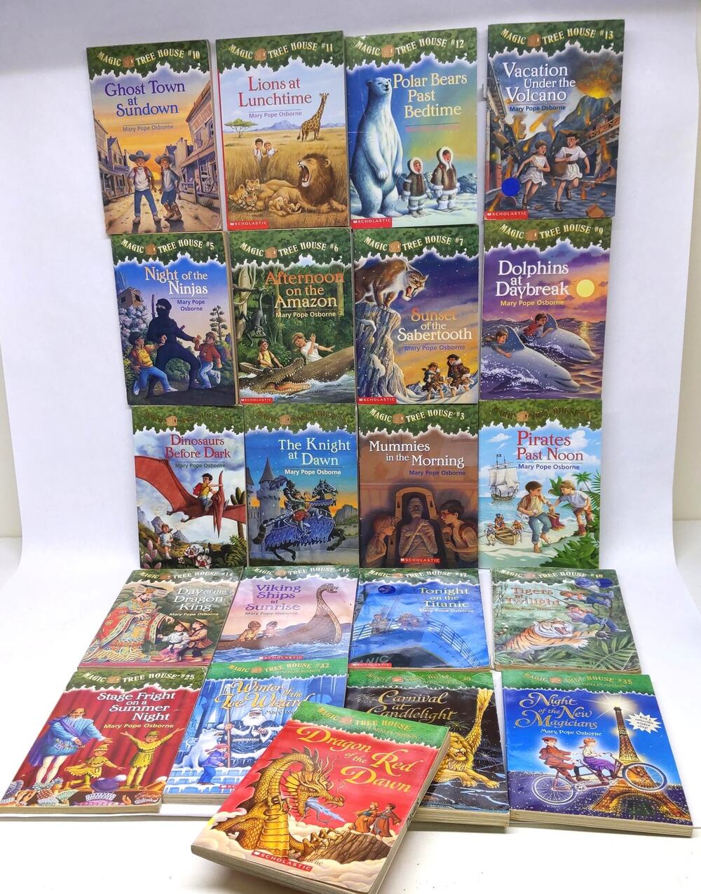 Mixed Lot of 21- Magic Tree House Childrens' paperback Books - No Duplicates